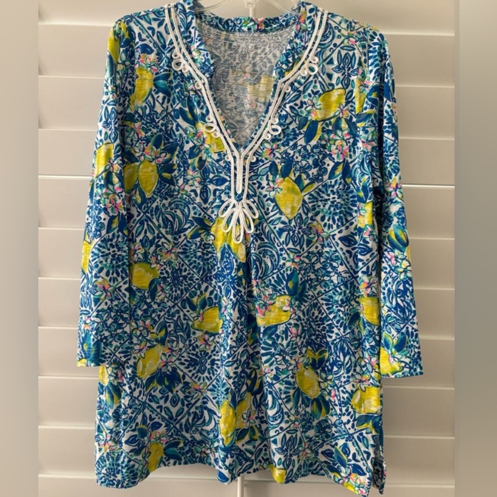 Lilly Pulitzer Blue, Yellow & White Lemon-Print Tunic with Embroidered V-Neck